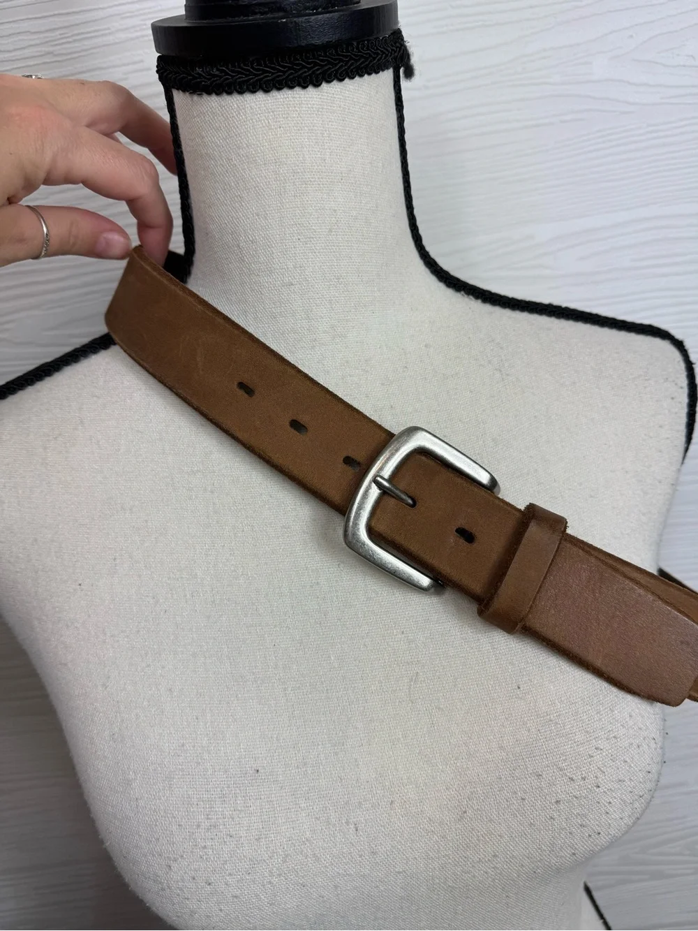 Men's Brown Leather Crossbody Belt Size 32